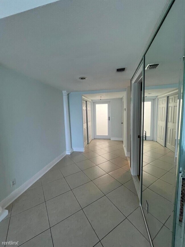 Building Photo - 1 br, 2 bath Condo - 2909 S Ocean Blvd # 3B2