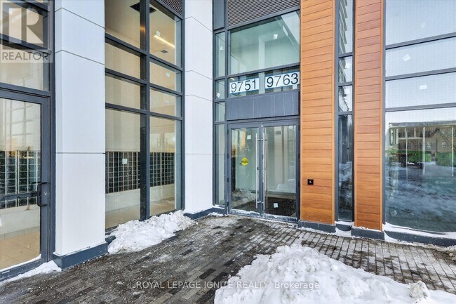 Photo du bâtiment - 9751 Markham Rd