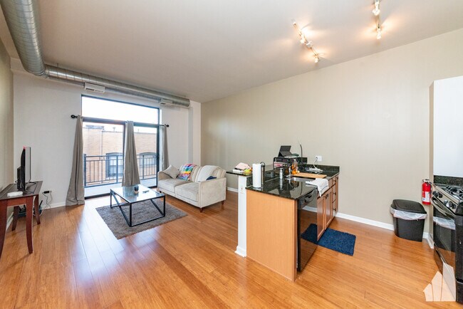 Foto del edificio - 950 W Leland Ave