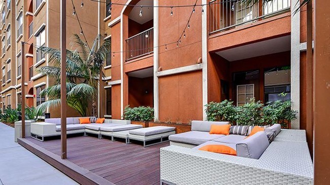 Fifty TwentyFive Apartments San Diego, CA