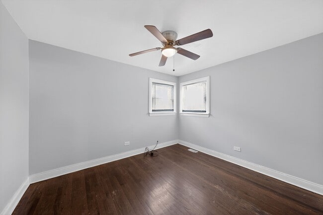 Building Photo - 4107 Applewood Ln