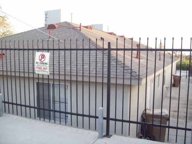 Building Photo - 1228 Pearl St