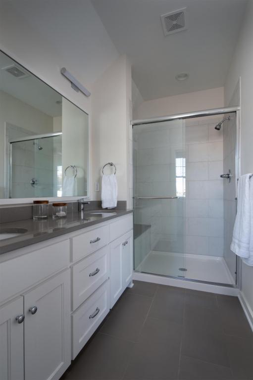 Foto del edificio - 7930 Greystone St