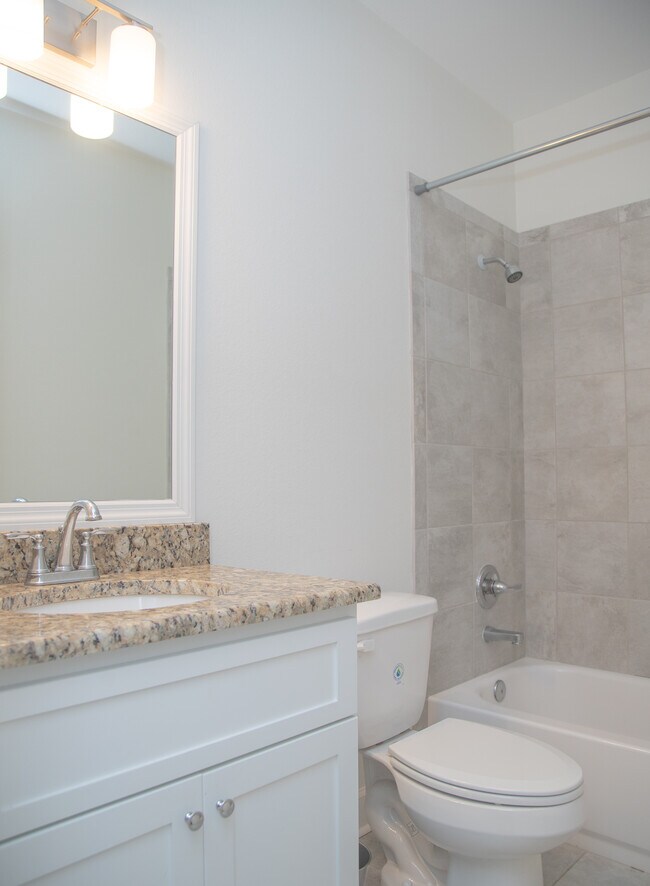 Foto del edificio - 2284 Lexington Parc Dr