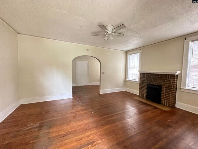 Building Photo - 826 Heidt St