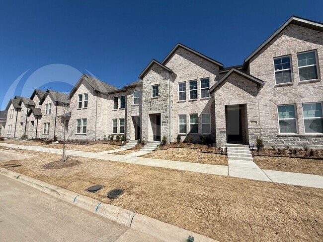 Building Photo - 1226 Junction Dr