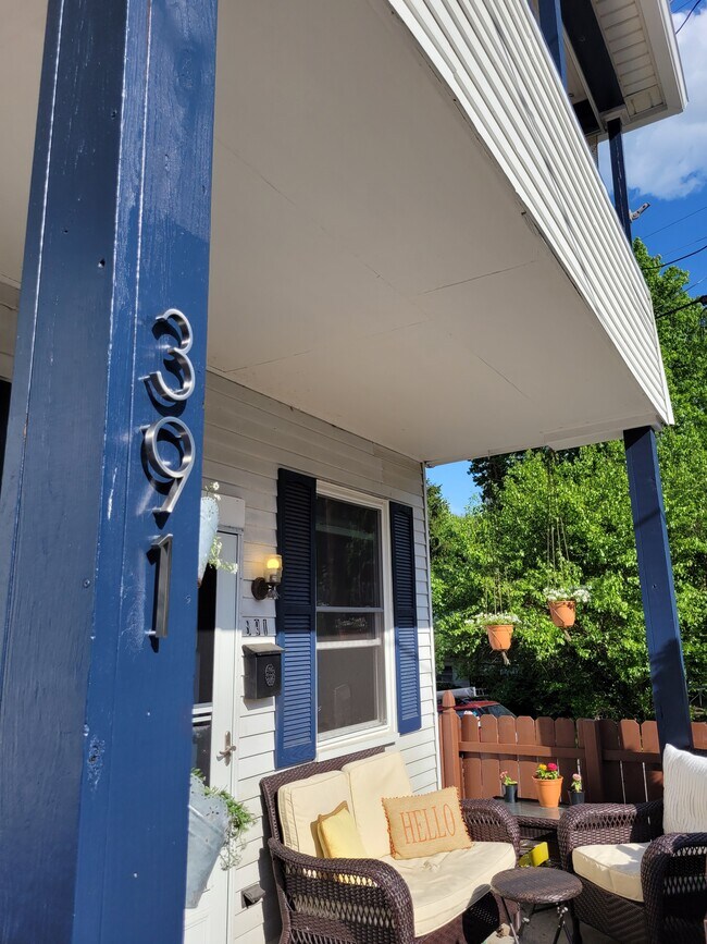 391 - 391 Overdale St