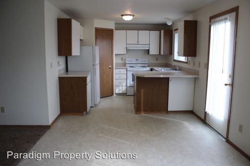 Building Photo - 811 Comstock Cir