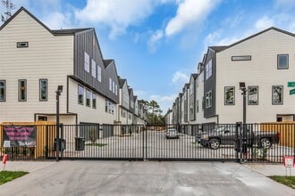 Building Photo - 5310 Kindred Gdn Ln