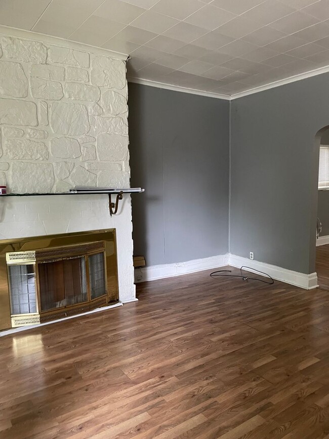 Building Photo - Charming 3BR House in Pittsburgh
