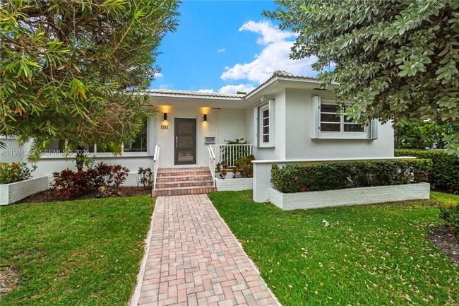 Photo - 1261 NE 98th St House