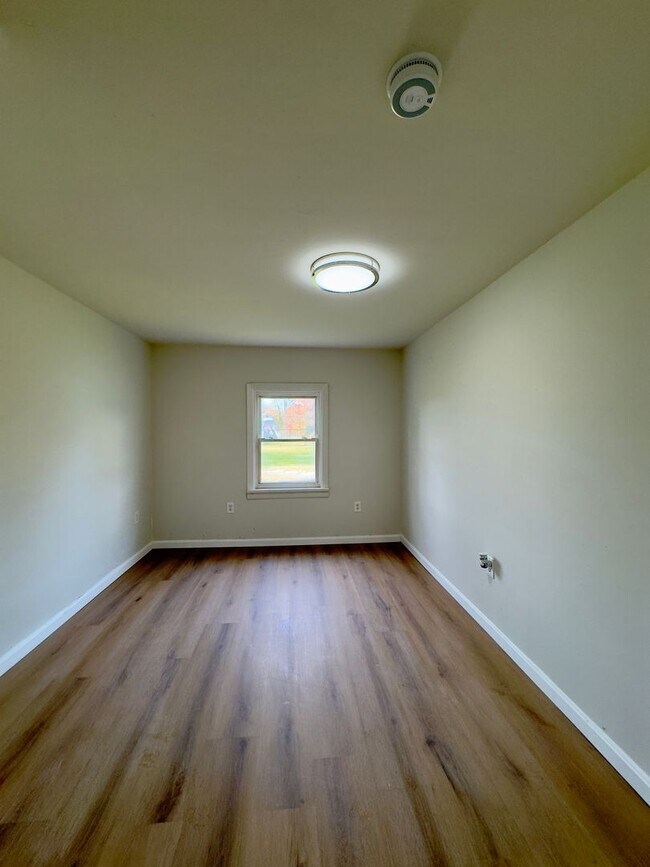Foto del edificio - Charming 5 Bedroom/2.5 Bathroom in Bowleys Quarters, MD!