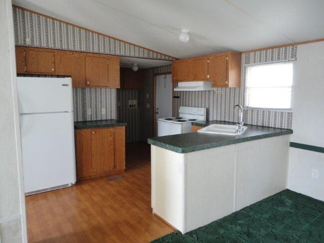 Foto del edificio - 68 Private Rd 1709