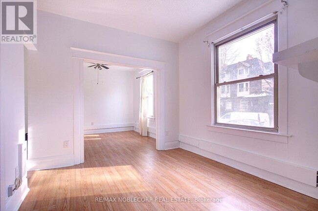 Photo du bâtiment - 34 Winchester St