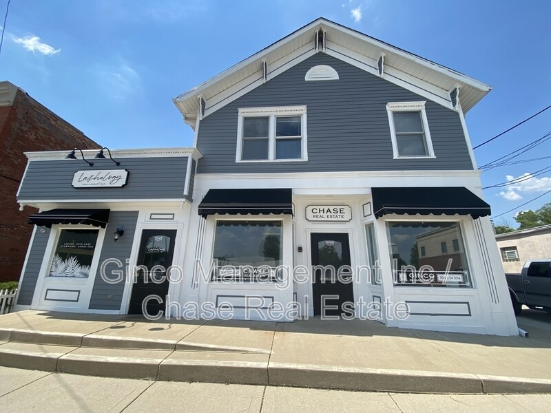 Foto principal - 11028 Front St