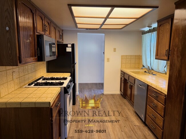 Foto del edificio - 1622 S Bradley St