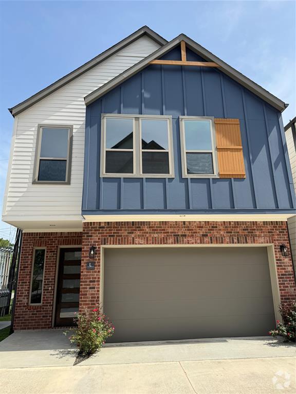 Building Photo - 2200 Marnel Rd