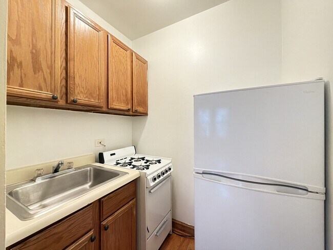 Foto del edificio - 601 W Wellington Ave