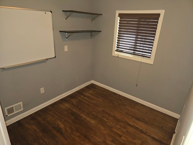 L1 Bed/Office #3 - 4565 S Elati St