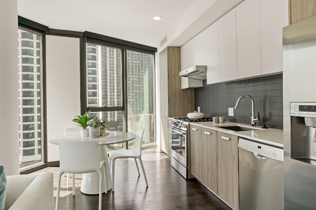 Photo - 450 E Waterside Dr Apartment