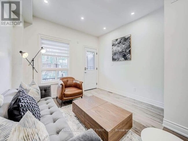 Building Photo - 717 Palmerston Ave