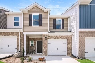 Building Photo - 725 Hilton Pk Lp