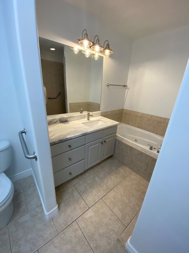 Photo - 13123 Pioneer Park Dr House