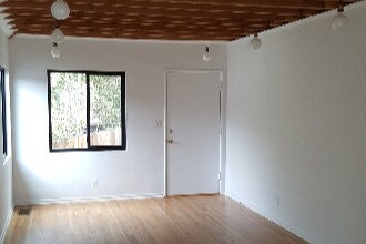 Living Room - 2132 Griffith Park Blvd