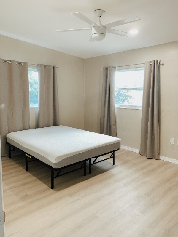 Foto principal - 10295 53rd Ave N