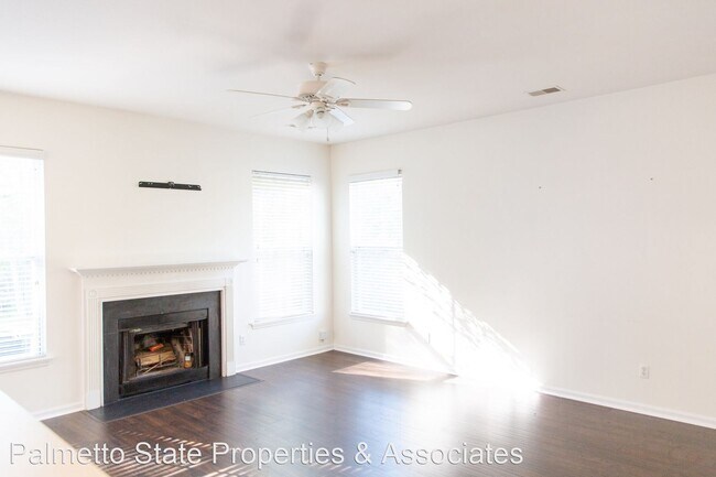 Foto del edificio - 3 br, 3.5 bath House - 1869 Hubbell Drive