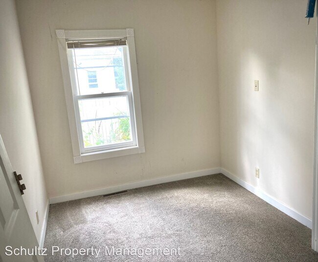 Building Photo - 4 br, 2 bath House - 808 Le Messurier Street