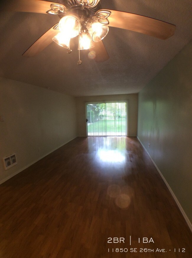 Foto del edificio - 11850 SE 26th Ave