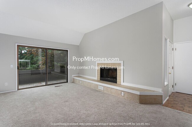 Foto del edificio - Spacious Two Bedroom Condo In Mountain Park!