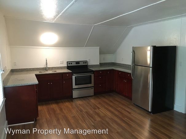 Building Photo - 1404 3rd St