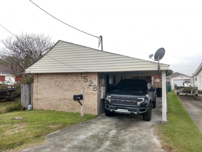 Photo - 1528 Avenue A House