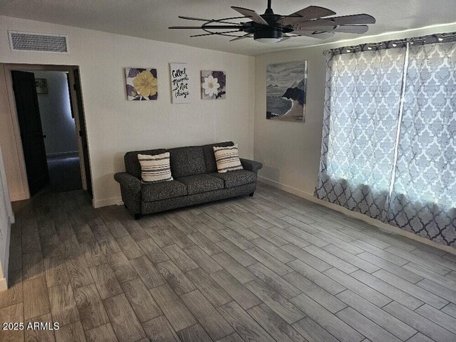 Foto del edificio - 2321 N 30th St