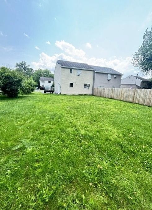 Building Photo - 447 Garland Cir