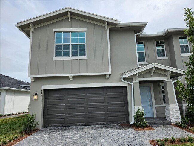 Building Photo - 2962 D Rd
