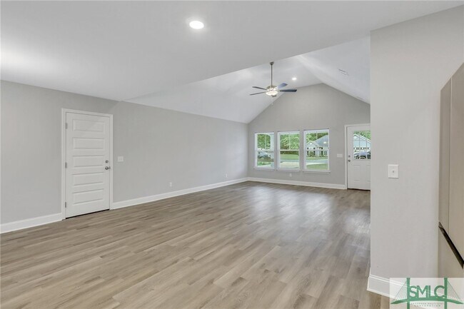 Foto del edificio - 515 Abigail Cir