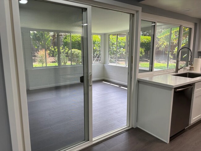 Foto del edificio - 1179 Lynhurst Way