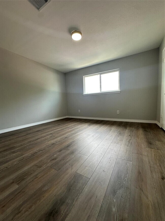 Foto del edificio - 7335 Chasewood Dr