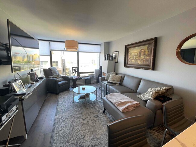 Foto del edificio - 5445 N Sheridan Rd