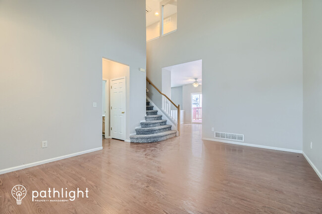 Foto del edificio - 13711 Madison Street, Thornton, CO, 80602