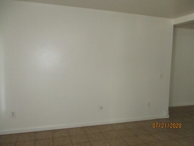 Building Photo - 1749 Reed Ave