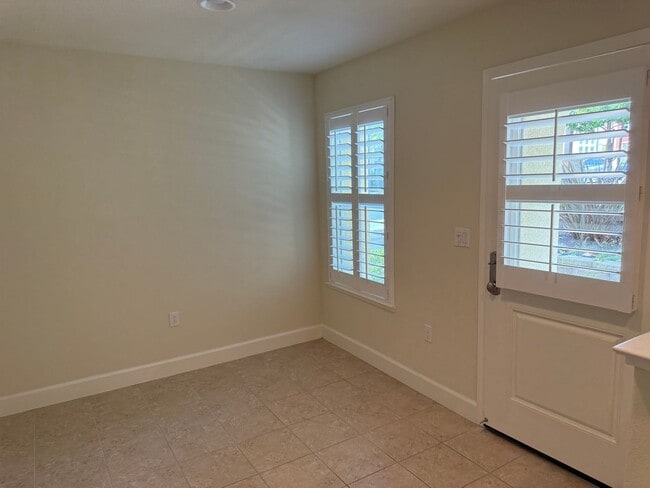 Building Photo - Great Dublin Location