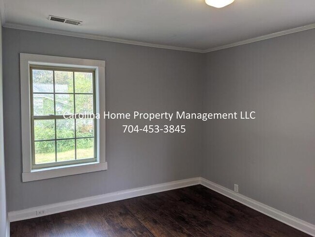 Foto del edificio - 238 Kerr St NW