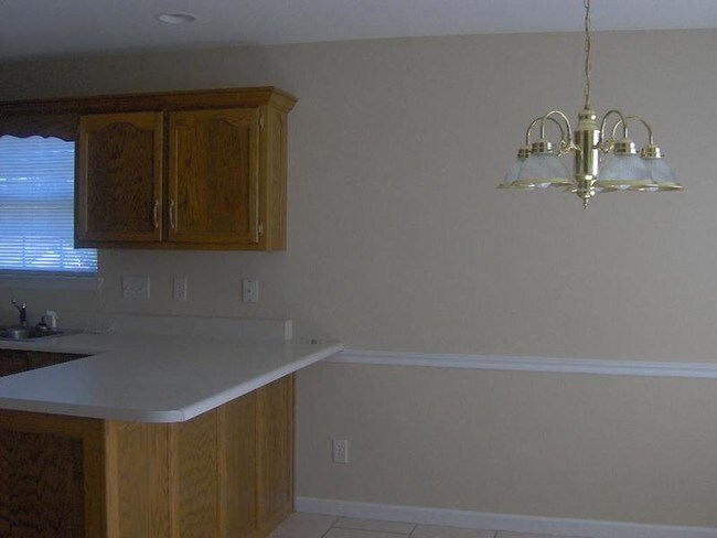 Building Photo - 963 Spring Meadows Dr