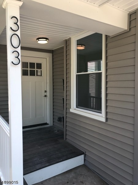 Building Photo - 303 Orange Rd