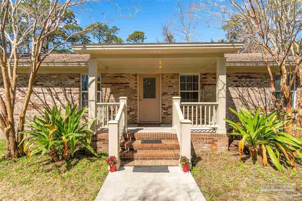 3036 Laurel Dr, Gulf Breeze, FL 32563 House Rental in Gulf Breeze, FL