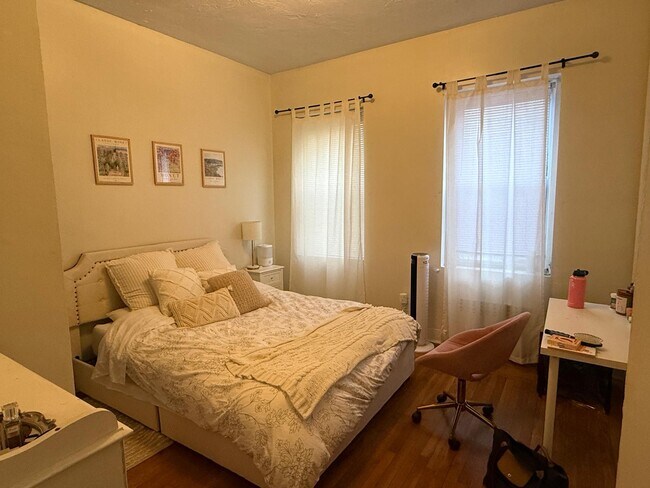 Foto del edificio - 439 Shawmut Ave